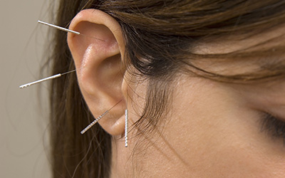 ear-acc